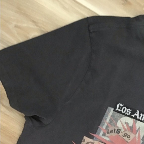 Guess Tiger Graphic Tee XL - Picture 3 of 5